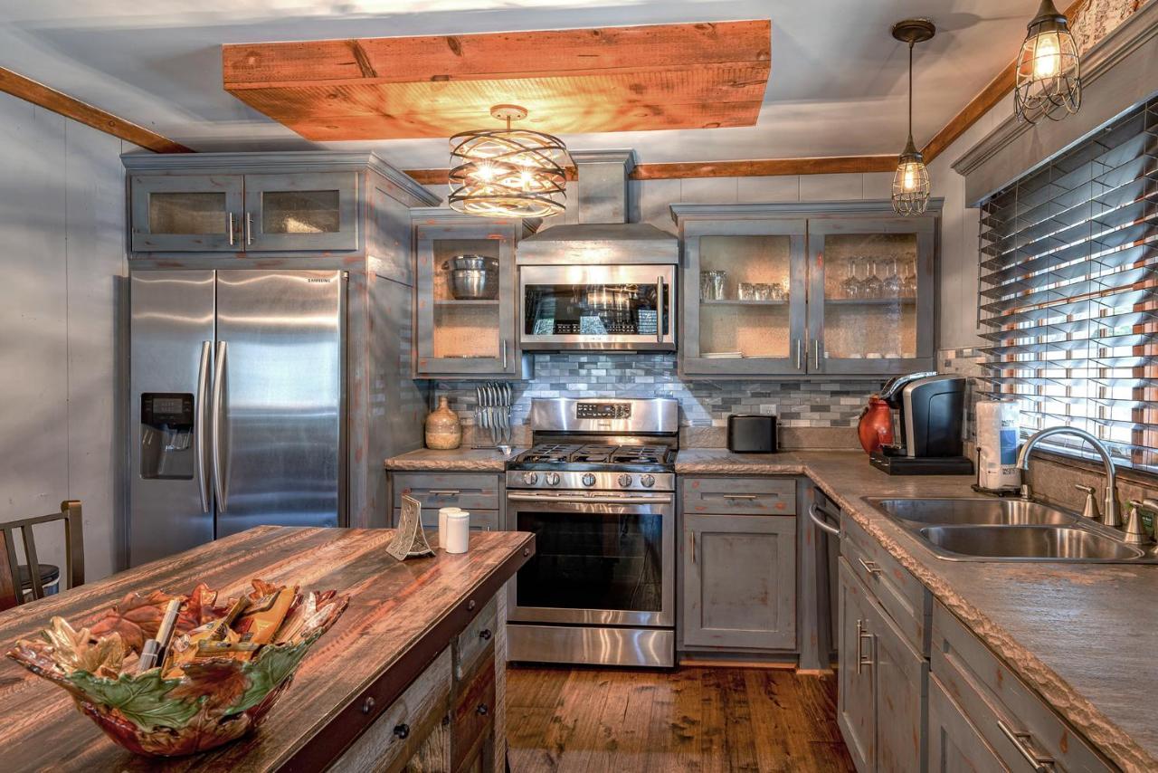 Staynantahala - Smoky Mountain Cabins And Luxury Yurts Aquone Extérieur photo